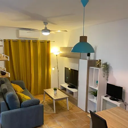 Precioso En Complejo Residencial. Apartamento
